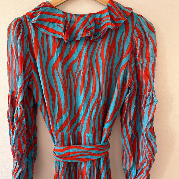🌟SUPER SALE🌟 Diane Von Furstenberg JAXSON RUFFLED PRINTED CREPE DE CHINE DRESS - Picture 8 of 10